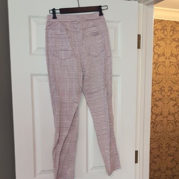 HALARA Plaid Women's Pants in Pink and White - Picture 6 of 6